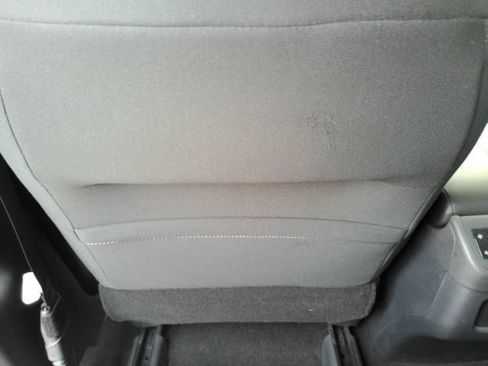 Used 2025 Nissan Pathfinder SV FWD image 28
