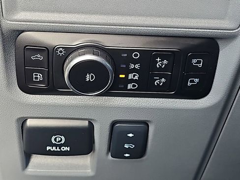 New 2025 Ford F150 XLT w/ Equipment Group 303A High image 27