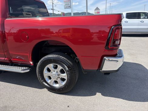 Used 2026 RAM 2500 Big Horn AWD/4WD image 10