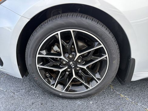 Used 2020 Kia Optima SE FWD image 9