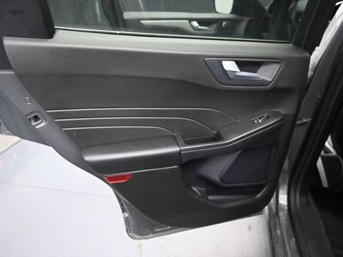 Used 2024 Ford Escape Platinum AWD/4WD image 15