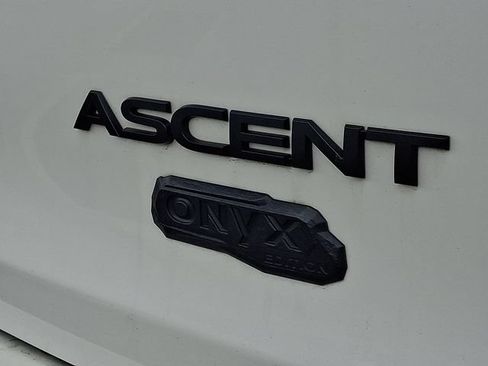 Used 2023 Subaru Ascent Onyx Edition AWD/4WD image 7