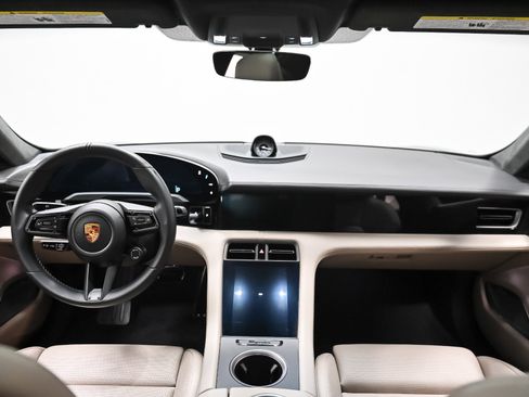 Used 2021 Porsche Taycan Turbo S image 7