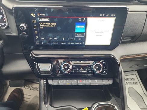 Certified 2024 GMC Sierra 2500 AT4 w/ AT4 Preferred Package image 15