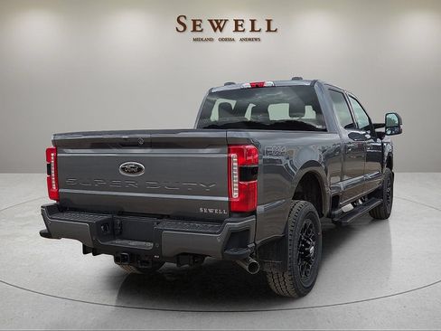 New 2026 Ford F350 XLT w/ XLT Premium Package AWD/4WD image 4