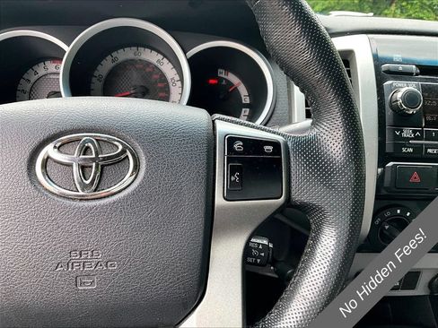 Used 2012 Toyota Tacoma 4x4 Access Cab w/ SR5 Pkg image 18