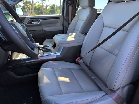 New 2026 Chevrolet Silverado 1500 LT Trail Boss w/ Convenience Package II AWD/4WD image 9