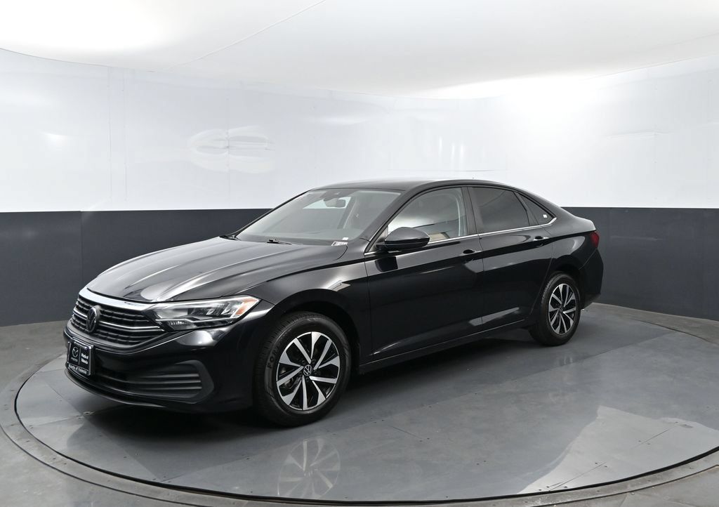 Used 2024 Volkswagen Jetta S FWD image 1