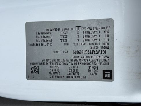 Used 2016 GMC Savana 2500 image 24