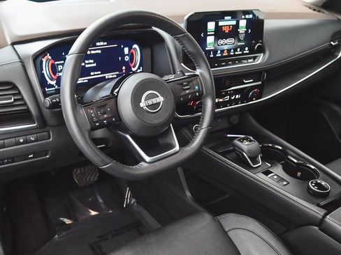 Used 2022 Nissan Rogue Platinum w/ Head-Up Display Package image 18