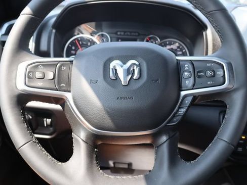 Used 2025 RAM 3500 Big Horn AWD/4WD image 29