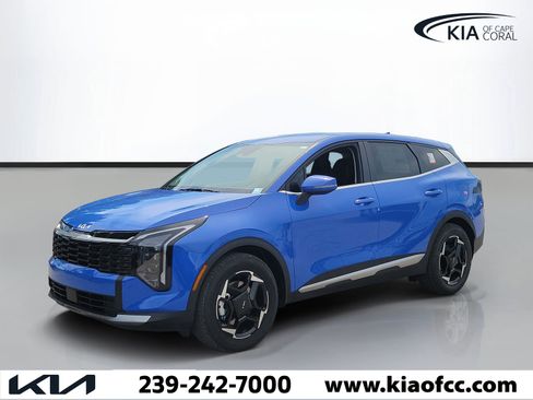 New 2026 Kia Sportage EX FWD image 3