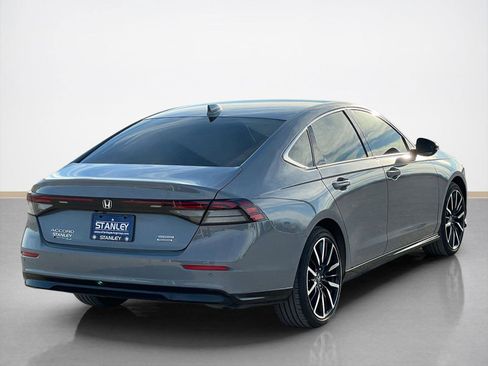 Used 2024 Honda Accord Touring image 8