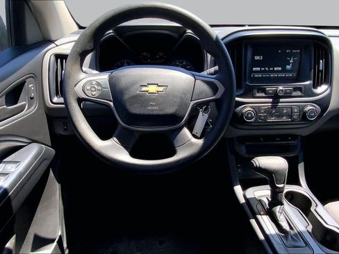 Used 2018 Chevrolet Colorado W/T w/ WT Convenience Package RWD image 5
