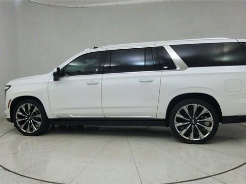 Used 2025 Cadillac Escalade ESV Premium Luxury Platinum image 72