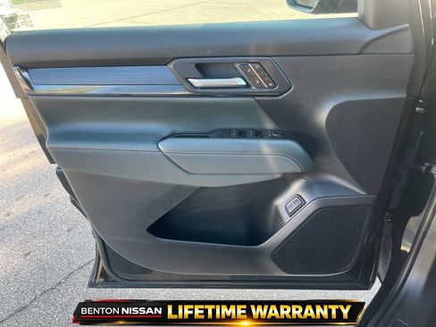 Used 2026 GMC Terrain AT4 w/ Convenience Package III AWD/4WD image 7