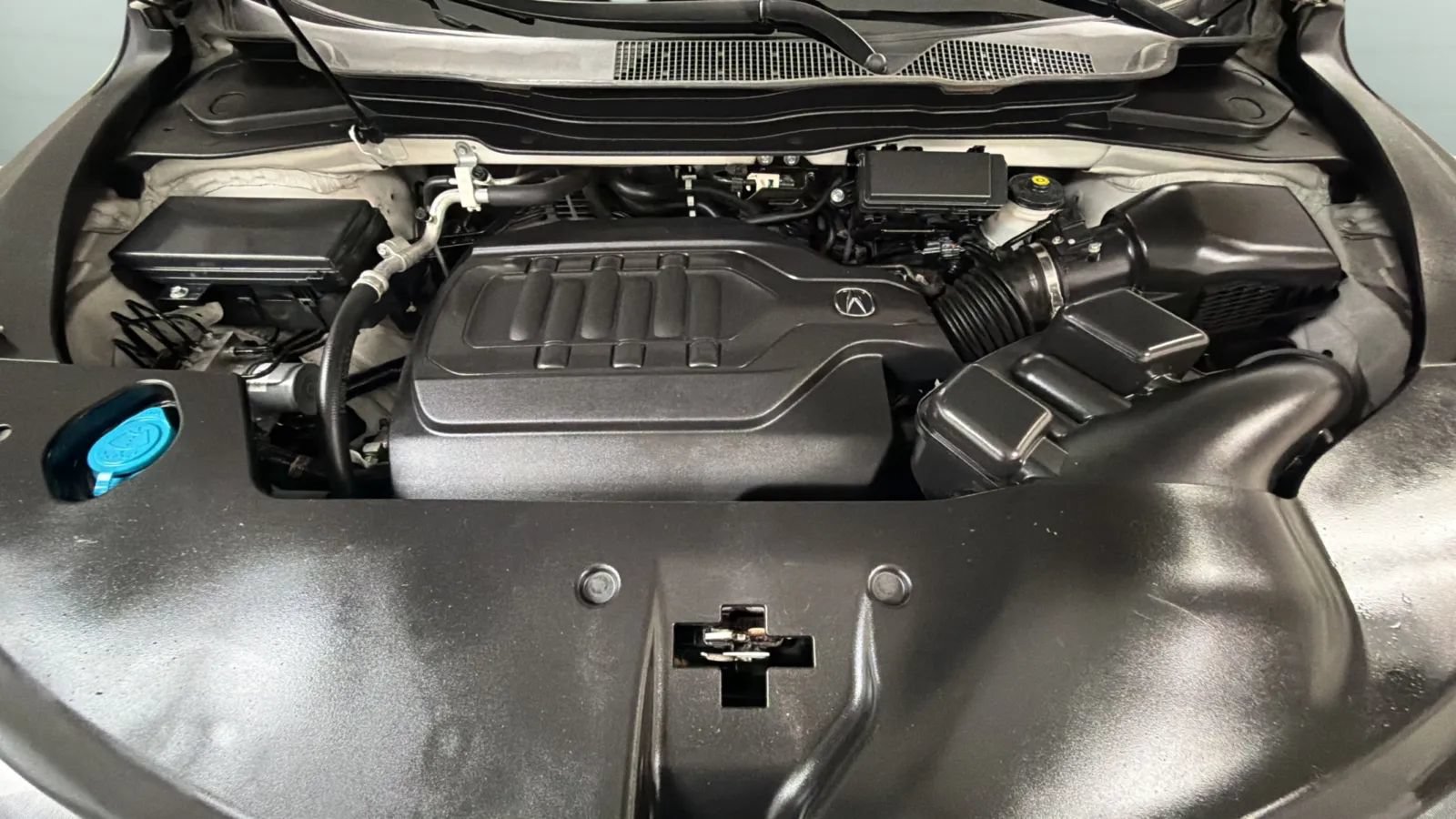 Used 2017 Acura MDX FWD image 13