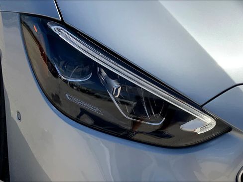 Used 2025 Mercedes-Benz C 300 4MATIC Sedan image 20