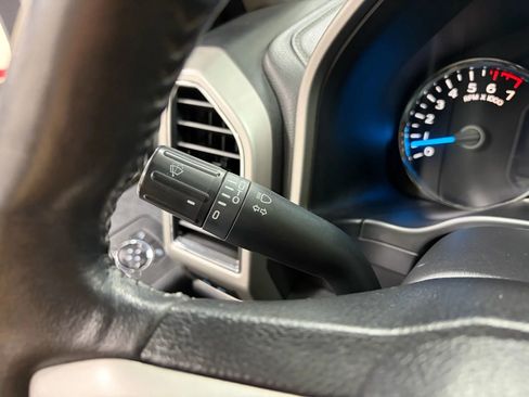 Used 2017 Ford F150 Lariat w/ Equipment Group 502A Luxury AWD/4WD image 32