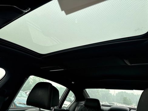 Used 2022 BMW 750i xDrive w/ Executive Package AWD/4WD image 19