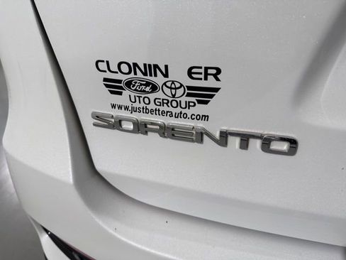 Used 2019 Kia Sorento LX w/ Option Group 020 image 11