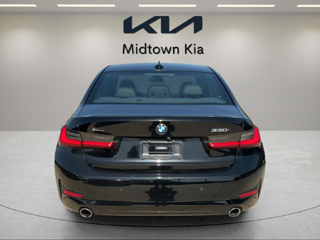 Used 2020 BMW 330i xDrive Sedan w/ Convenience Package AWD/4WD image 4