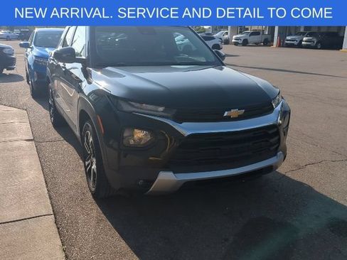 Used 2023 Chevrolet TrailBlazer LT FWD image 8