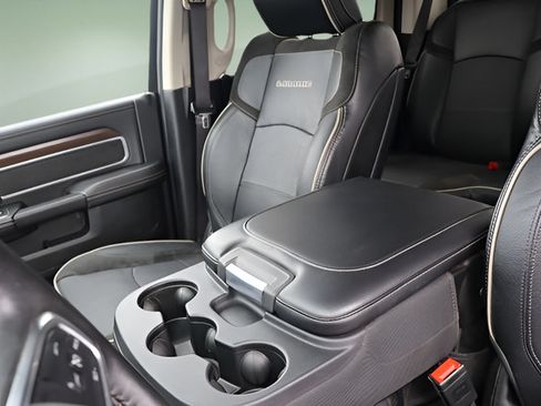 Used 2024 RAM 2500 Laramie AWD/4WD image 23