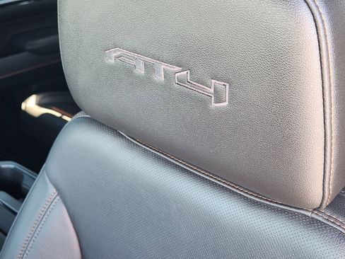 Used 2025 GMC Sierra 1500 AT4 w/ AT4 Premium Package image 18