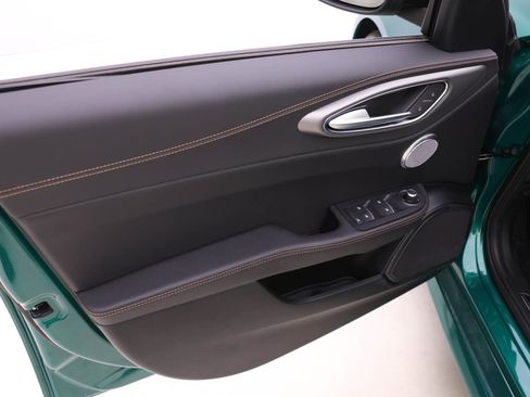 New 2025 Alfa Romeo Giulia w/ Driving Assist Package image 11