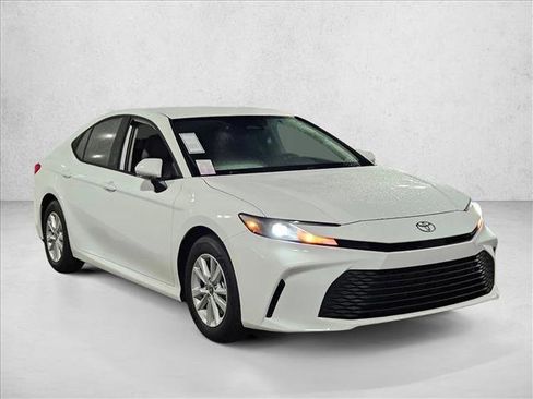 New 2026 Toyota Camry LE image 7