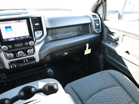 New 2026 RAM 2500 Tradesman w/ Chrome Appearance Group image 20