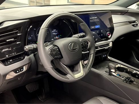 New 2026 Lexus RX 350h AWD/4WD image 39