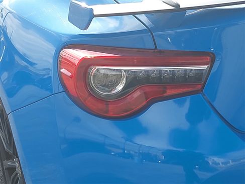 Used 2020 Toyota 86 image 11