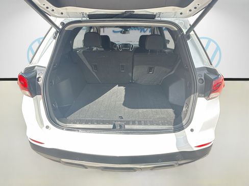 Used 2022 Chevrolet Equinox LT FWD image 26