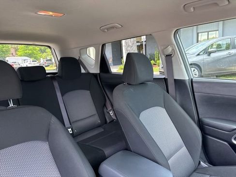 Used 2025 Kia Soul LX w/ LX Technology Package FWD image 12