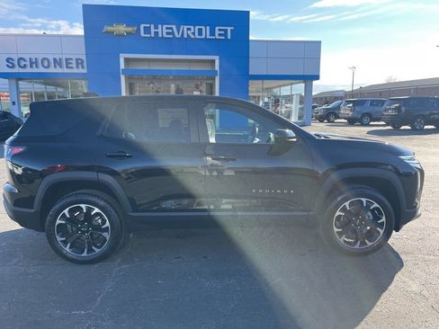 New 2026 Chevrolet Equinox LT w/ Convenience Package II FWD image 8