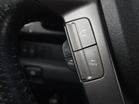 Used 2010 Honda Pilot Touring image 24