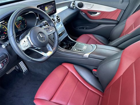 Certified 2022 Mercedes-Benz GLC 300 image 11