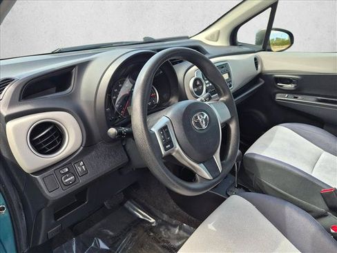 Used 2014 Toyota Yaris LE FWD image 10