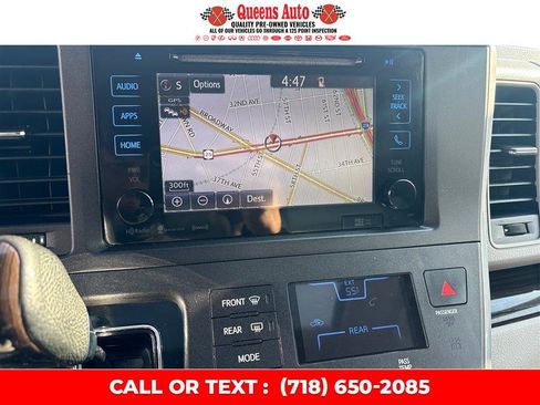 Used 2017 Toyota Sienna XLE image 37