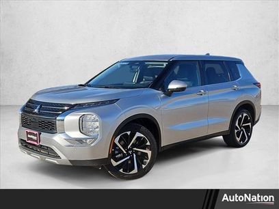 Used 2024 Mitsubishi Outlander SE