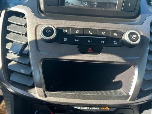 Certified 2023 Ford Transit Connect XL image 24