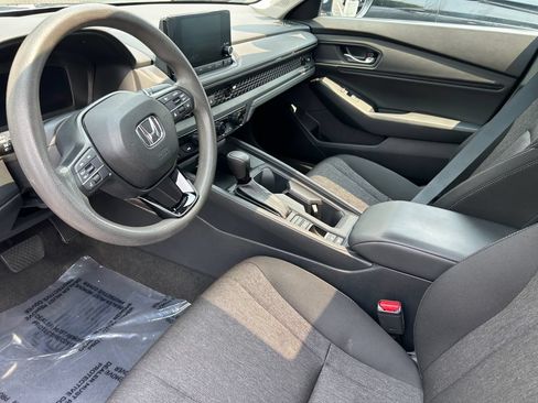 Certified 2023 Honda Accord EX image 32