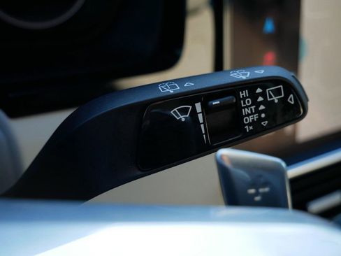 Used 2022 Porsche Cayenne AWD/4WD image 26