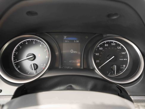 Used 2024 Toyota Camry SE FWD image 16