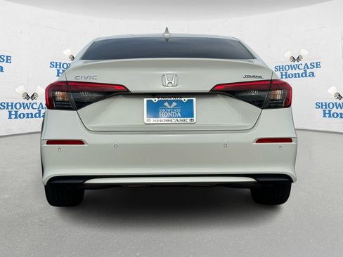 Used 2024 Honda Civic Touring image 7