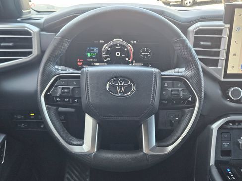 Used 2023 Toyota Tundra Platinum AWD/4WD image 15