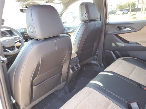 New 2026 Chevrolet Equinox ACTIV w/ Convenience Package III image 13