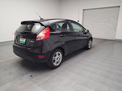 Used 2019 Ford Fiesta SE image 9